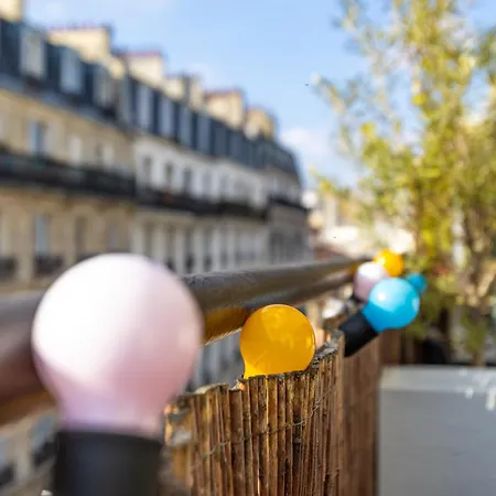 D'amis - D'hotes-b&b-guest House 4* Paris