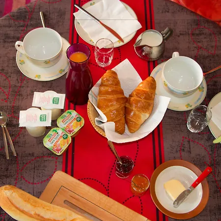 D'amis - D'hotes-b&b-guest House 4* Paris