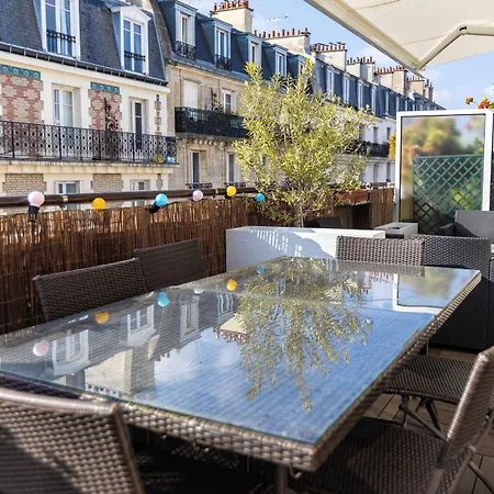 D'amis - D'hotes-b&b-guest House Paris