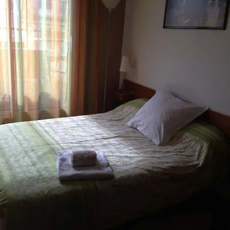 D'amis - D'hotes-b&b-guest House Bed & Breakfast