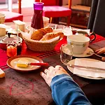 D'amis - D'hotes-b&b-guest House Bed & Breakfast Paris