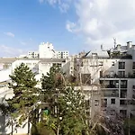 D'amis - D'hotes-b&b-guest House Bed & Breakfast