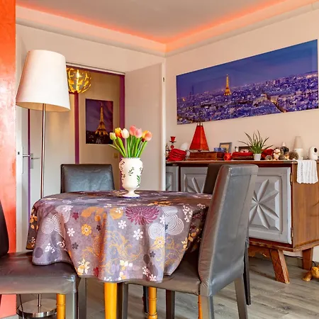 D'amis - D'hotes-b&b-guest House Parijs