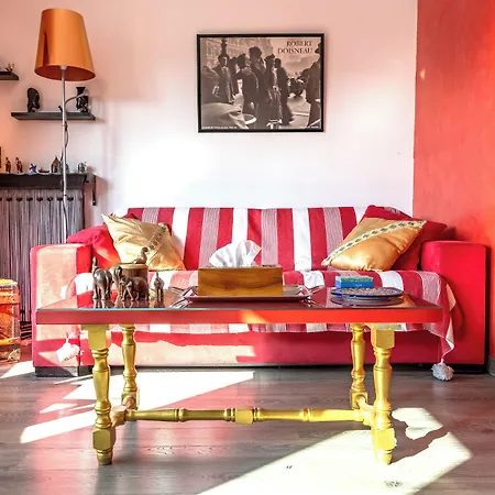 D'amis - D'hotes-b&b-guest House Bed & Breakfast 4*