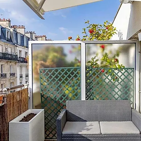 D'amis - D'hotes-b&b-guest House Bed & Breakfast 4*