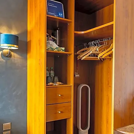 D'amis - D'hotes-b&b-guest House Bed & Breakfast Paris