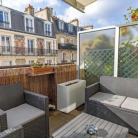 D'amis - D'hotes-b&b-guest House Bed & Breakfast 4*