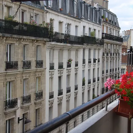 D'amis - D'hotes-b&b-guest House 4*