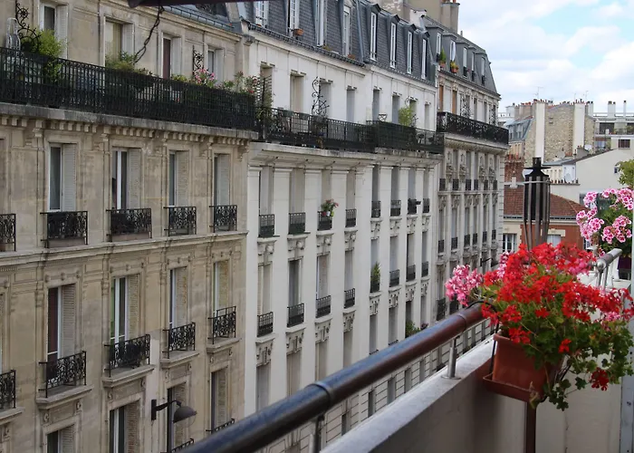 D'amis - D'hotes-b&b-guest House Bed and Breakfast 4*