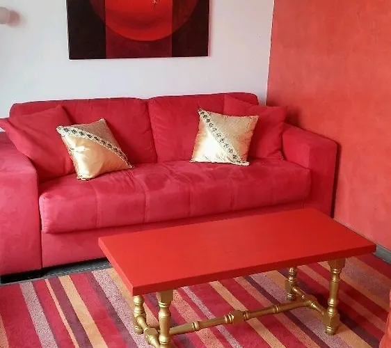 D'amis - D'hotes-b&b-guest House Bed and Breakfast 4*