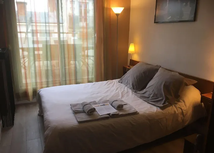 D'amis - D'hotes-b&b-guest House 4*